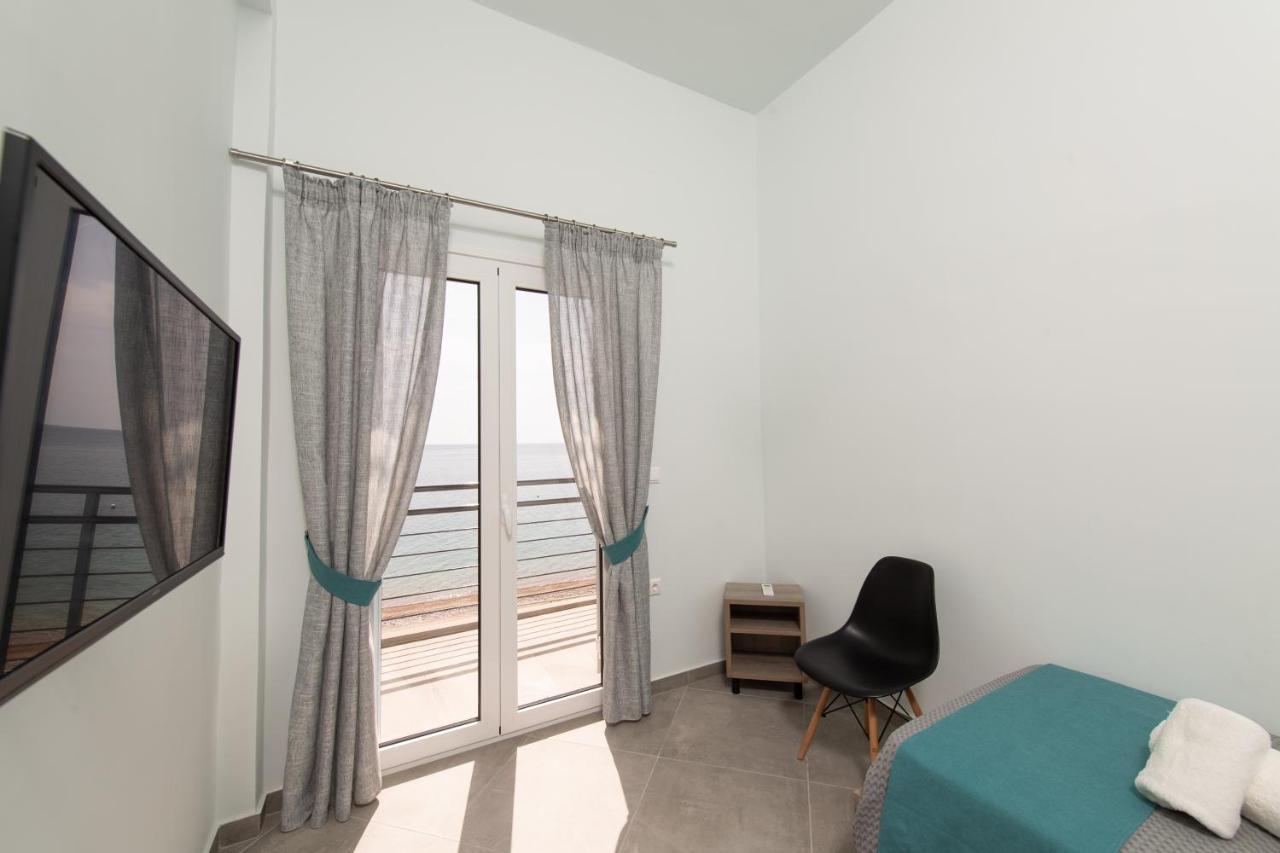 Loggos Apartments 론고스 외부 사진