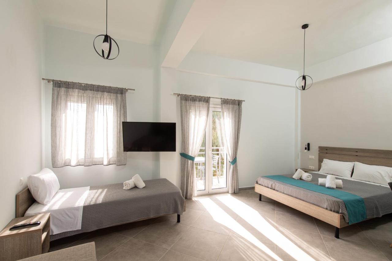 Loggos Apartments 론고스 외부 사진