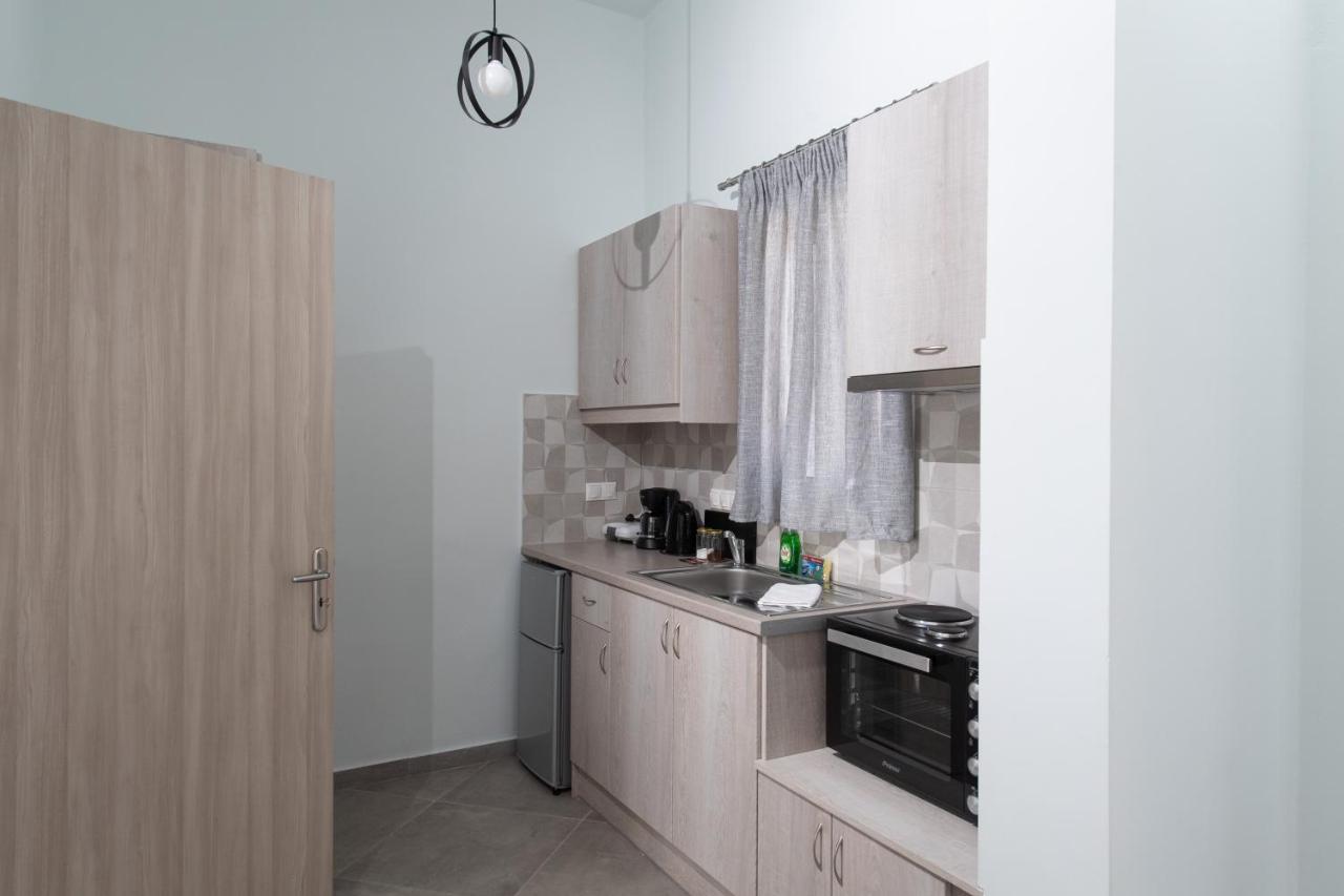 Loggos Apartments 론고스 외부 사진