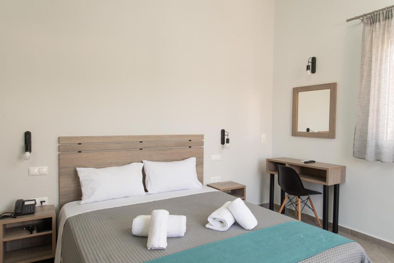 Loggos Apartments 론고스 외부 사진