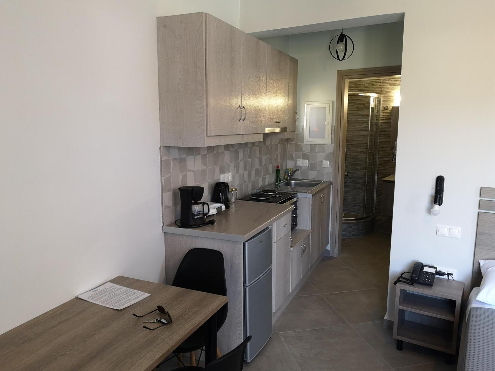Loggos Apartments 론고스 외부 사진